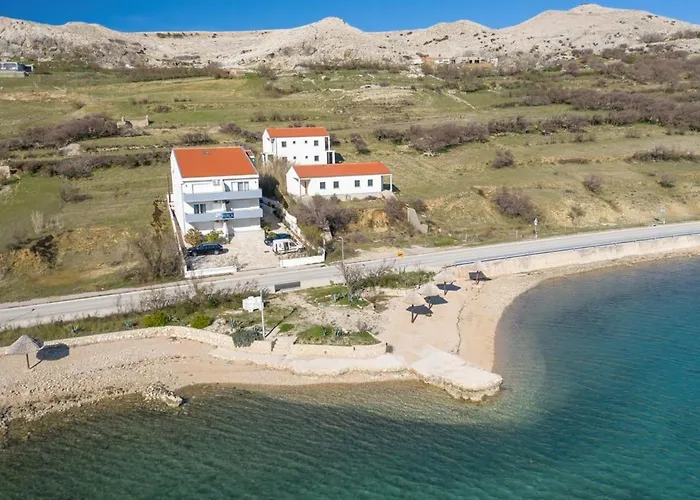 Nero By Aneo Travel Lägenhet Dinjiška