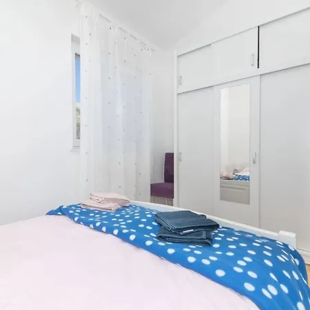 Nero By Aneo Travel Dinjiška